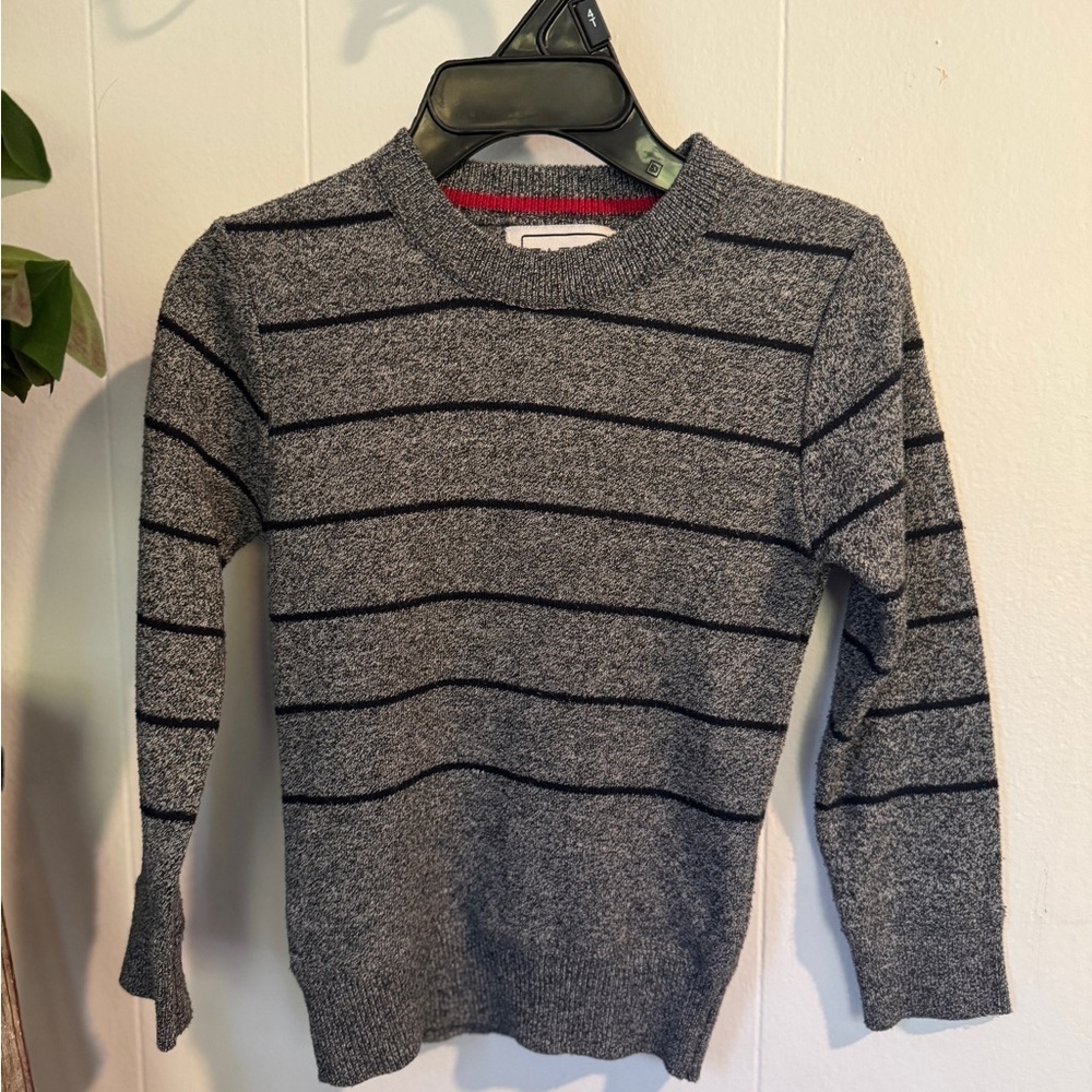 🐨Gray Striped Sweater | Size 3T 🖤🤍
